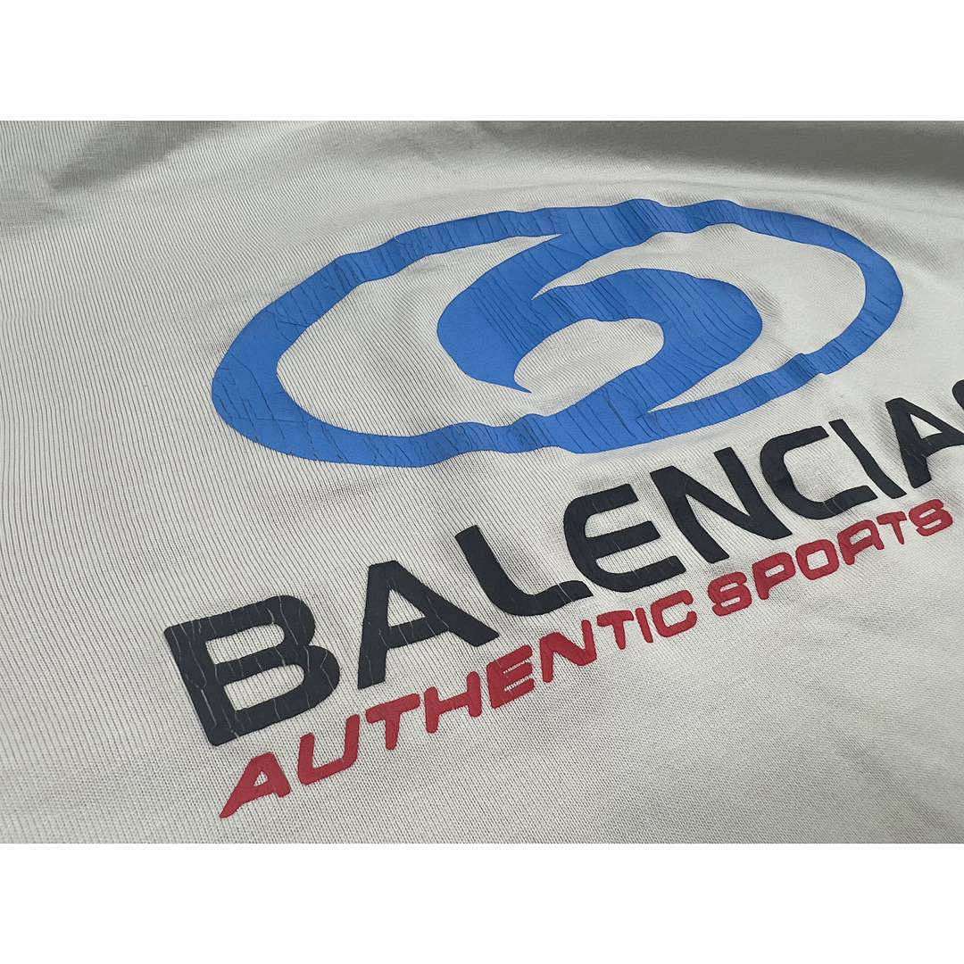 Balenciaga T-Shirt Style 070 main view