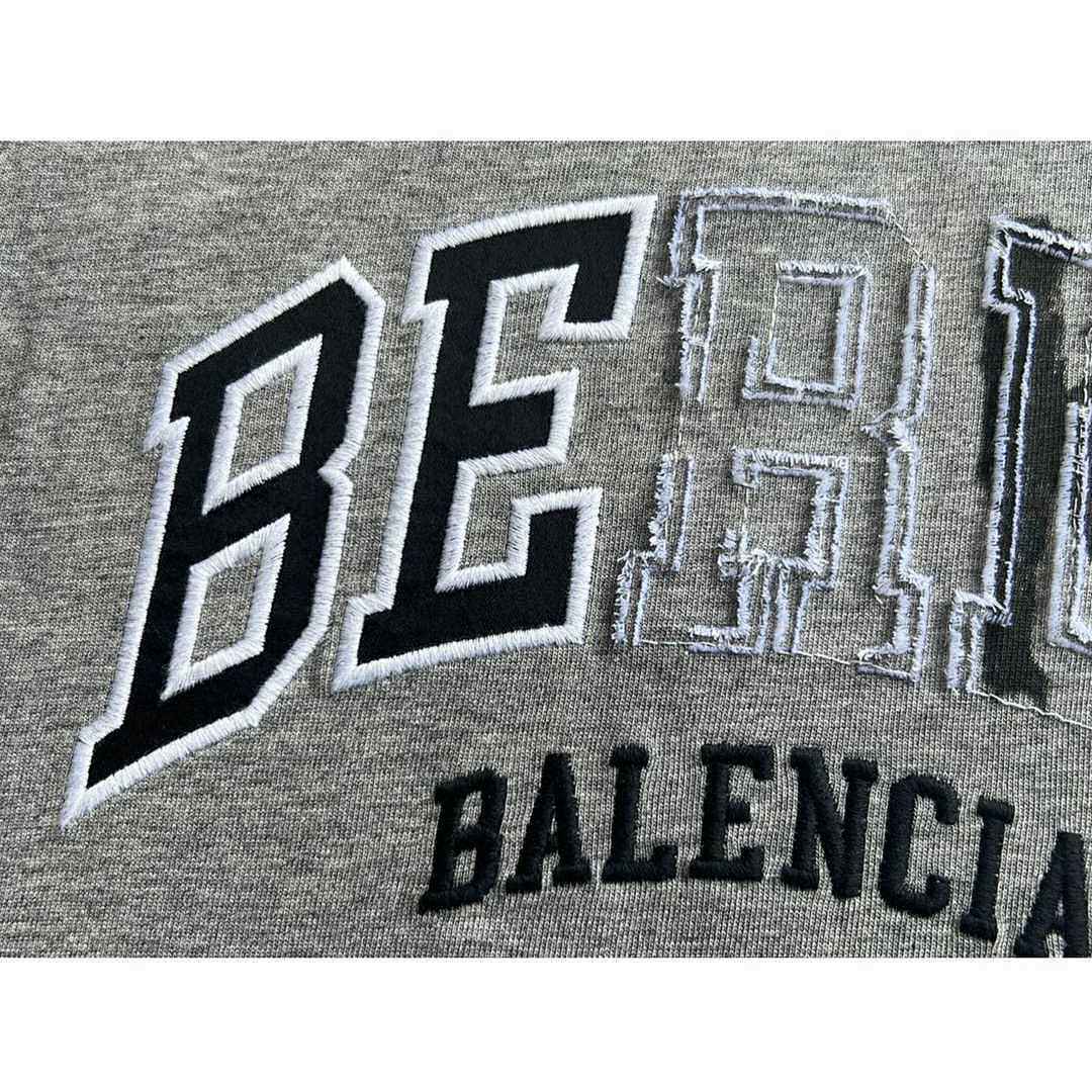 Balenciaga T-Shirt Style 075 detail view 1