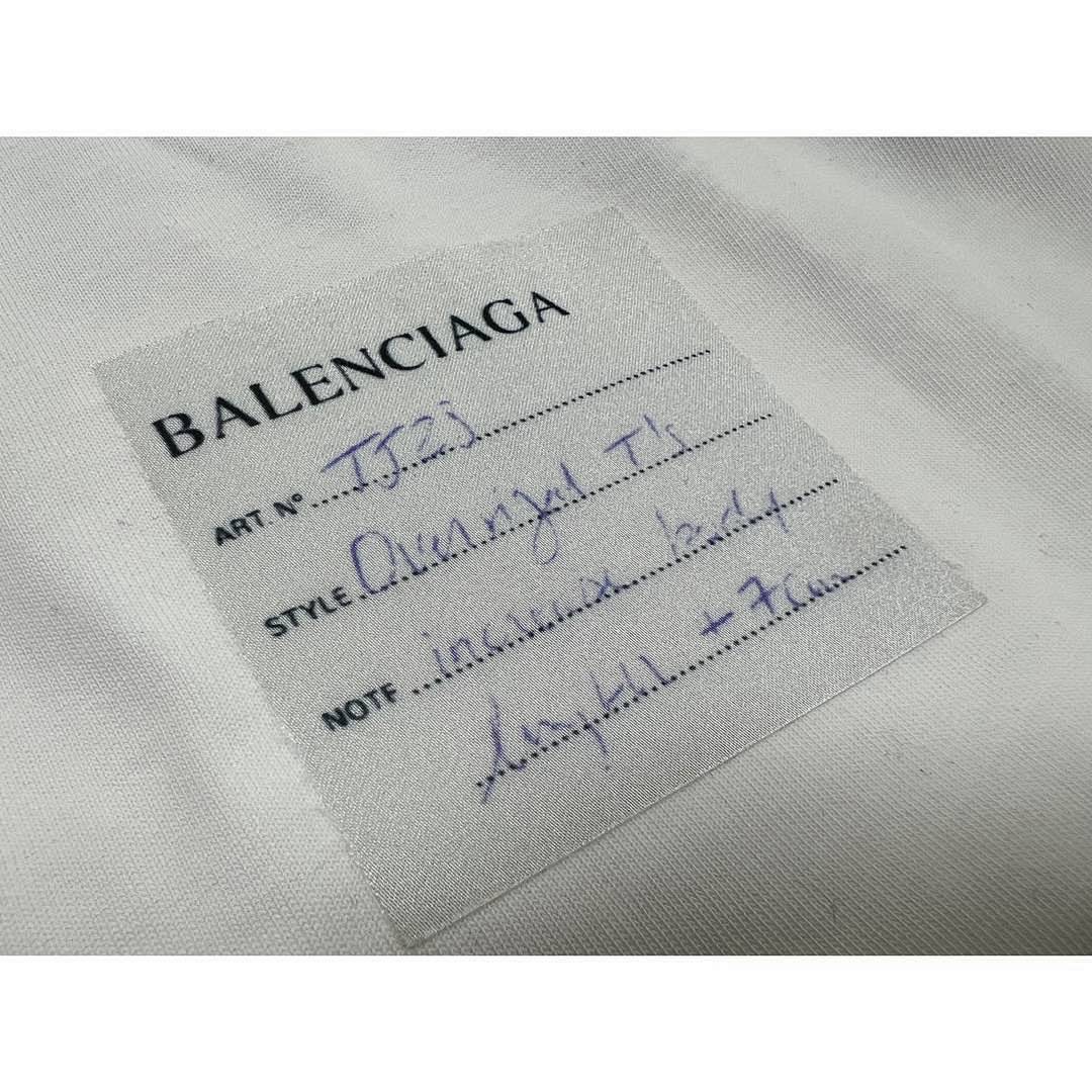 Balenciaga T-Shirt Style 078 detail view 2