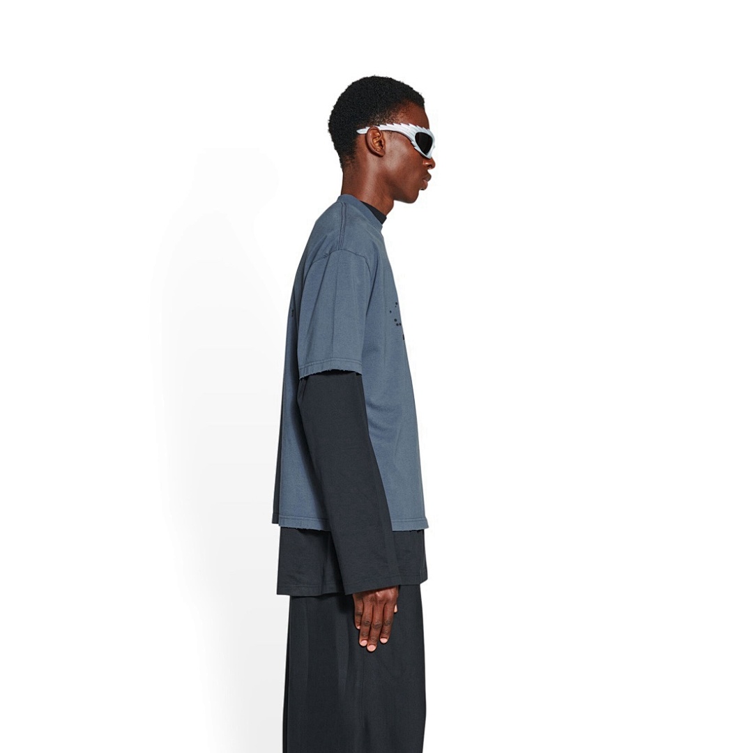 Balenciaga T-Shirt Style 084 detail view 3