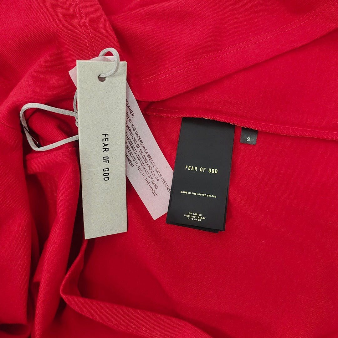 Fear of God T-Shirt Style 005 detail view 2
