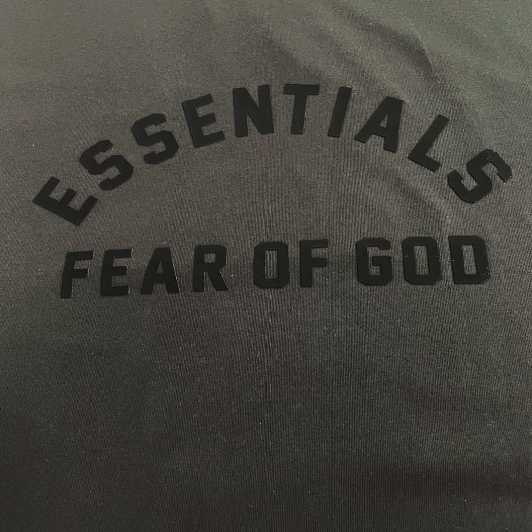 Fear of God T-Shirt Style 006 detail view 2