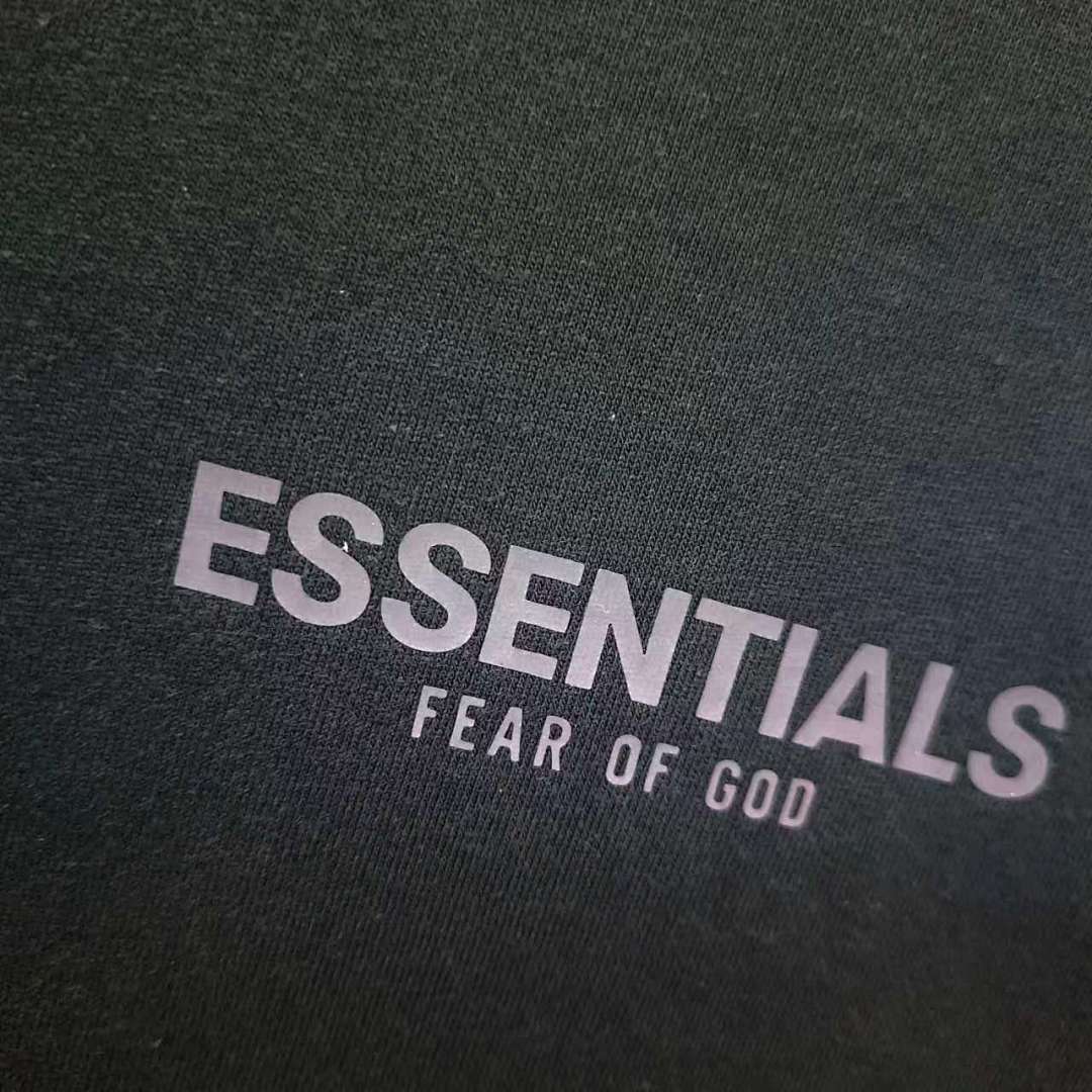 Fear of God T-Shirt Style 010 detail view 2