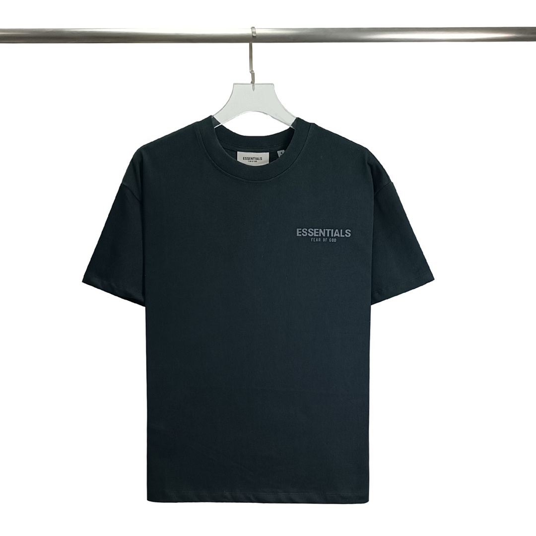 Fear of God T-Shirt Style 010 detail view 5