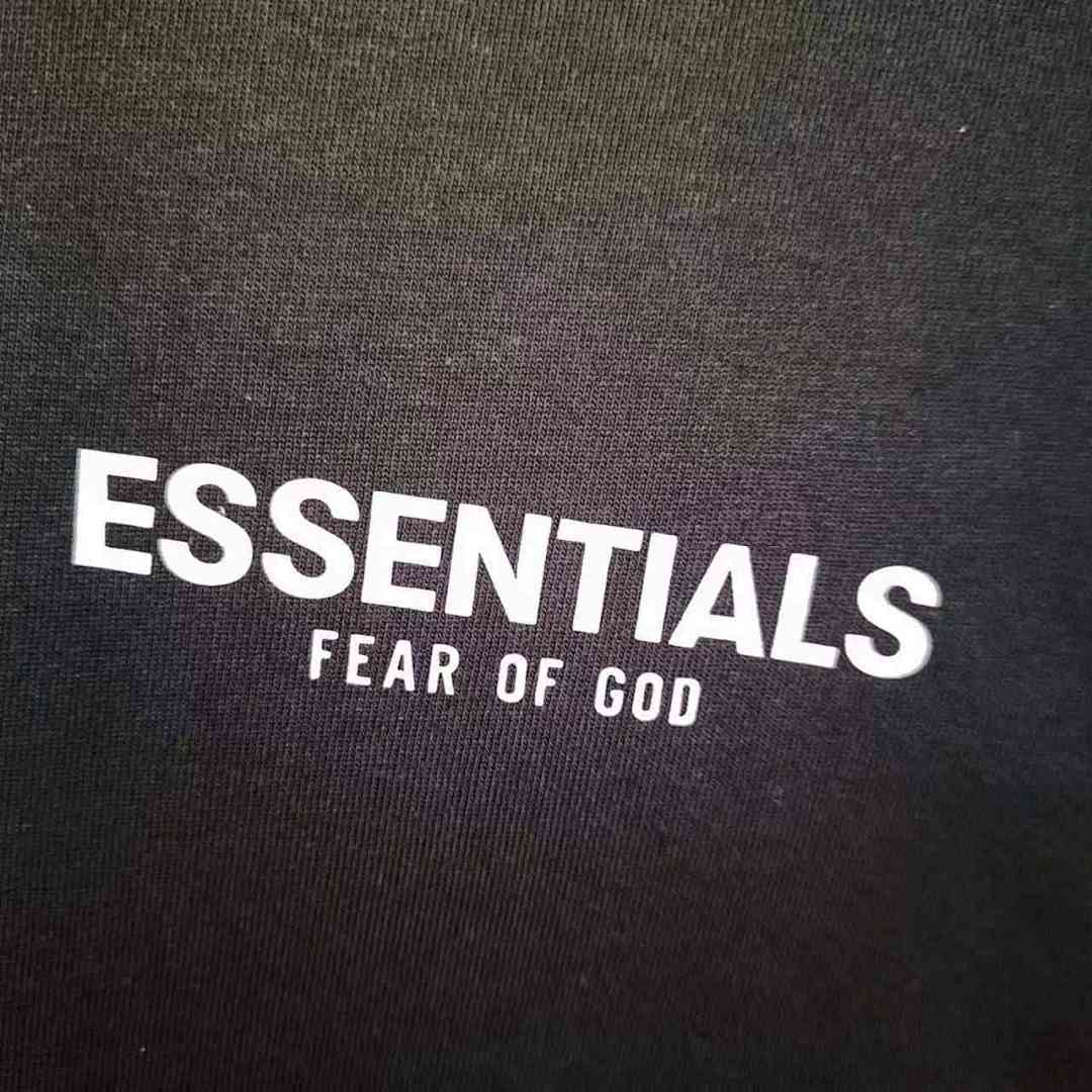 Fear of God T-Shirt Style 010 detail view 6
