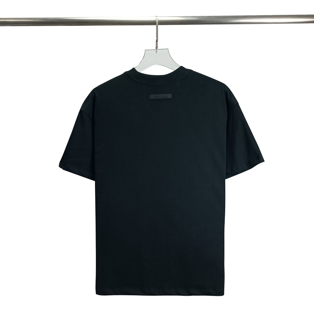 Fear of God T-Shirt Style 010 detail view 7