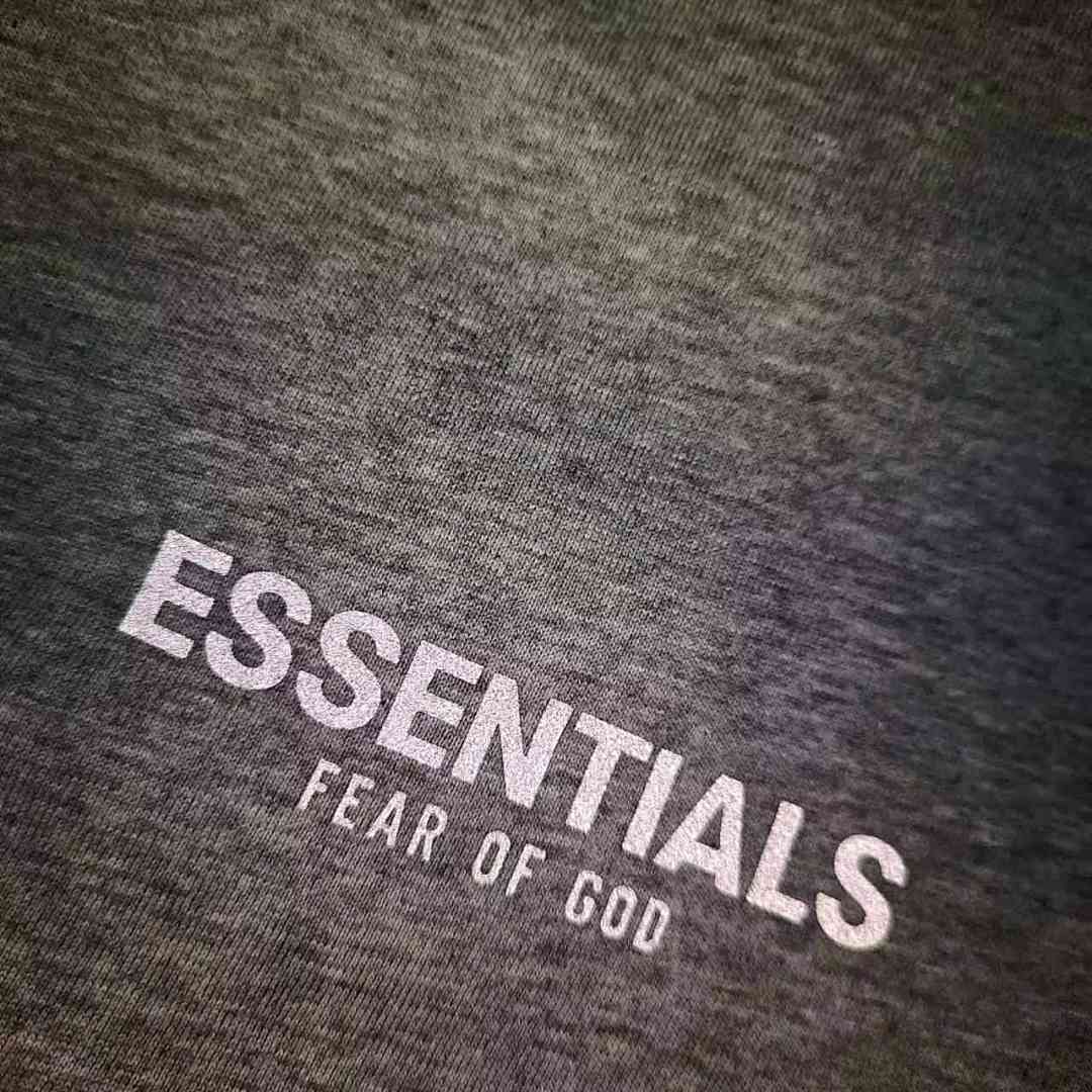 Fear of God T-Shirt Style 012 detail view 7