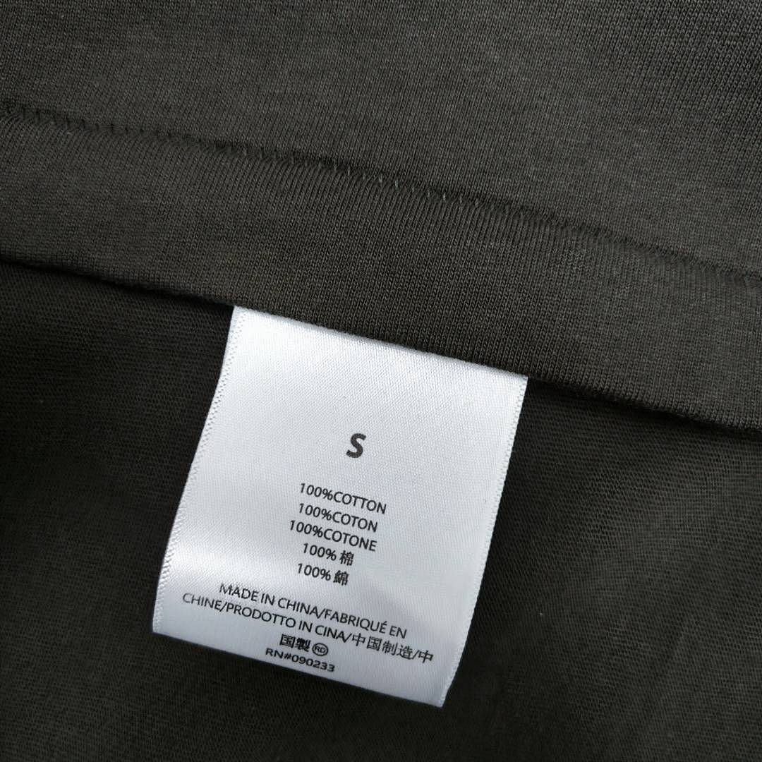 Fear of God T-Shirt Style 015 detail view 1