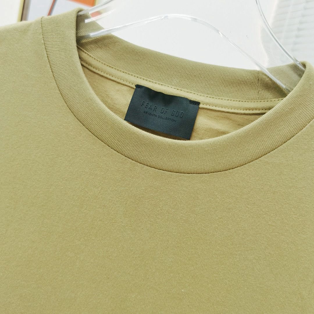 Fear of God T-Shirt Style 016 detail view 3
