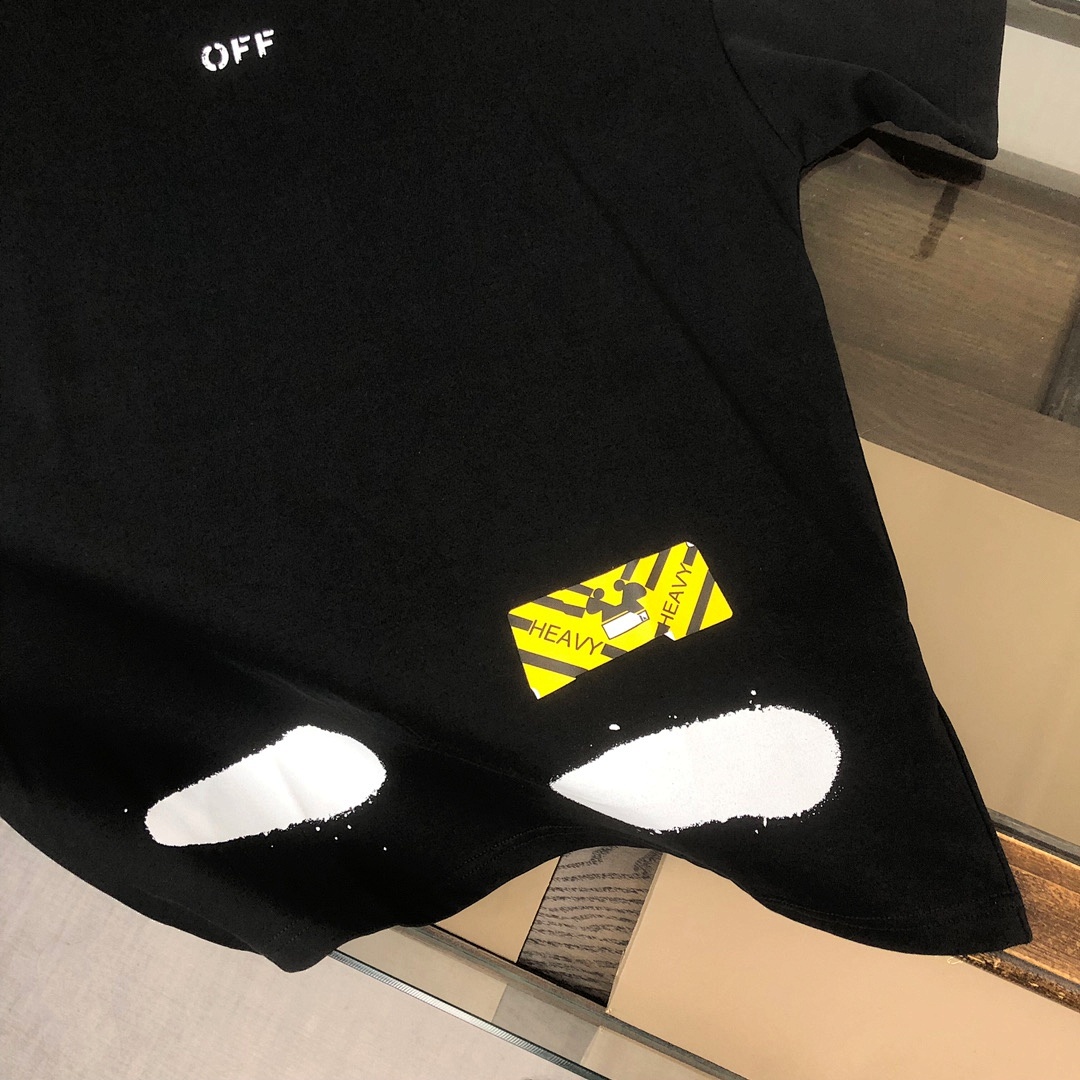 Off-White T-Shirt Style 006 detail view 4