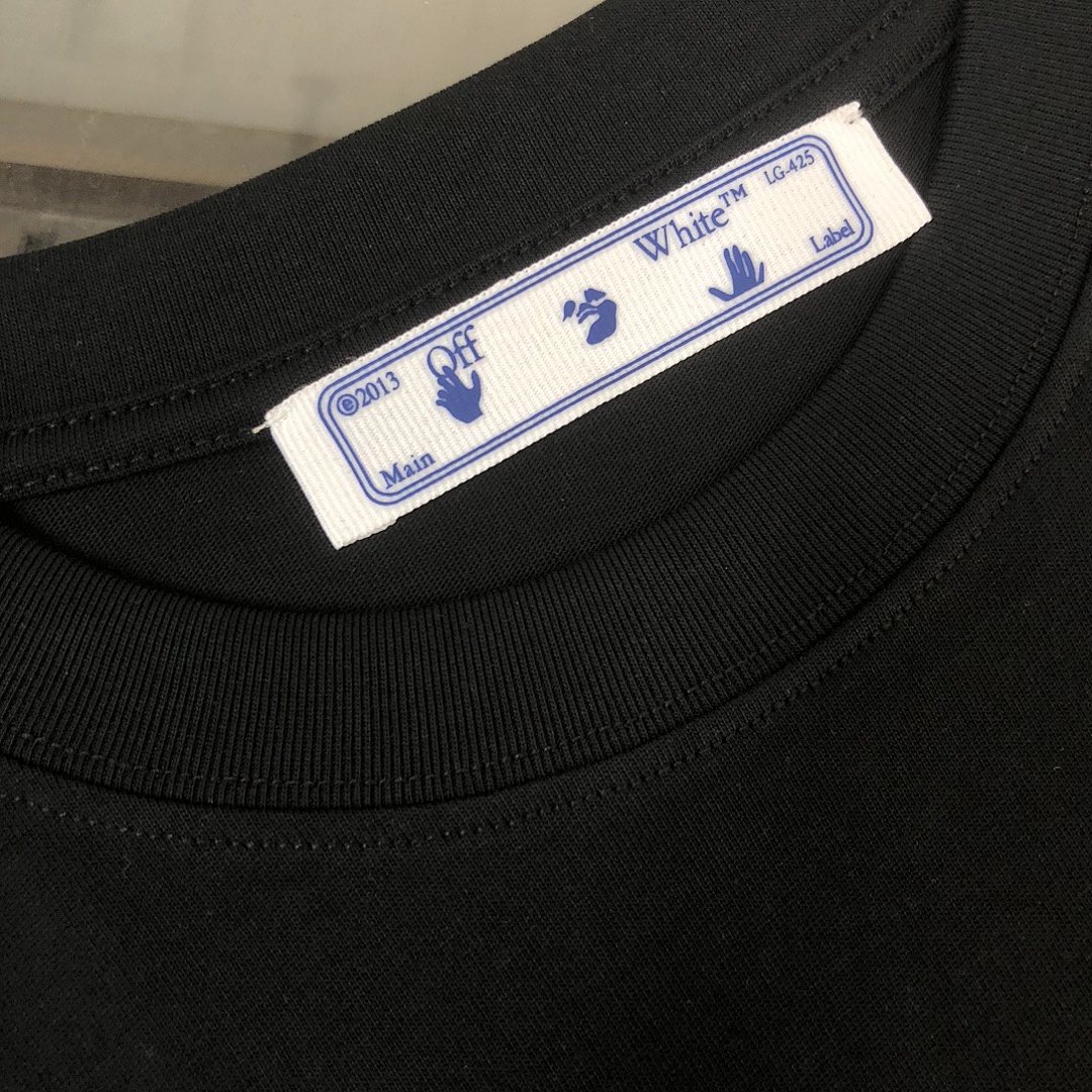Off-White T-Shirt Style 012 main view