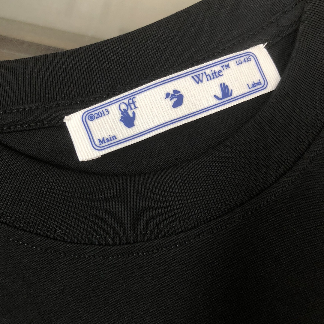 Off-White T-Shirt Style 015 detail view 3