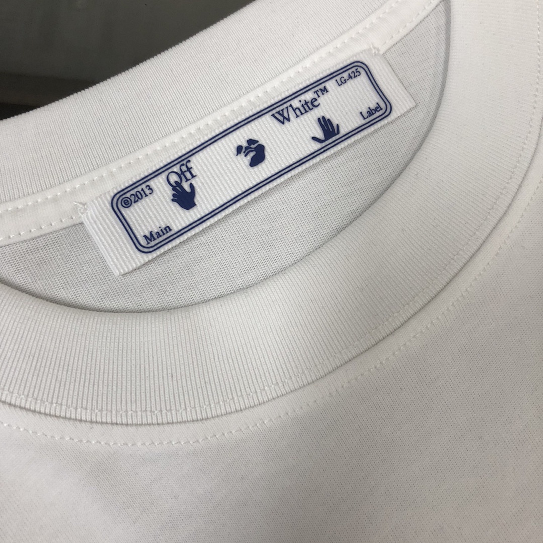 Off-White T-Shirt Style 016 detail view 3