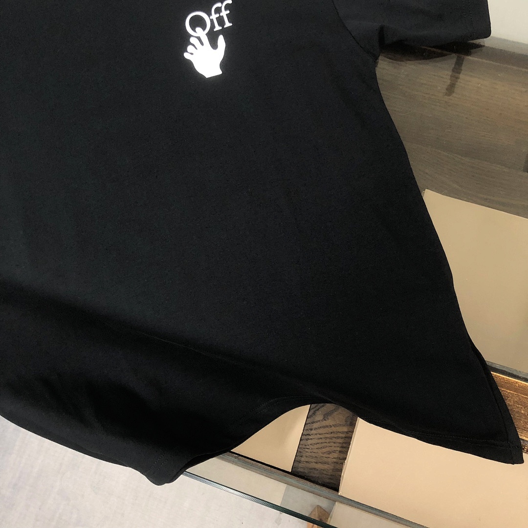 Off-White T-Shirt Style 017 detail view 4