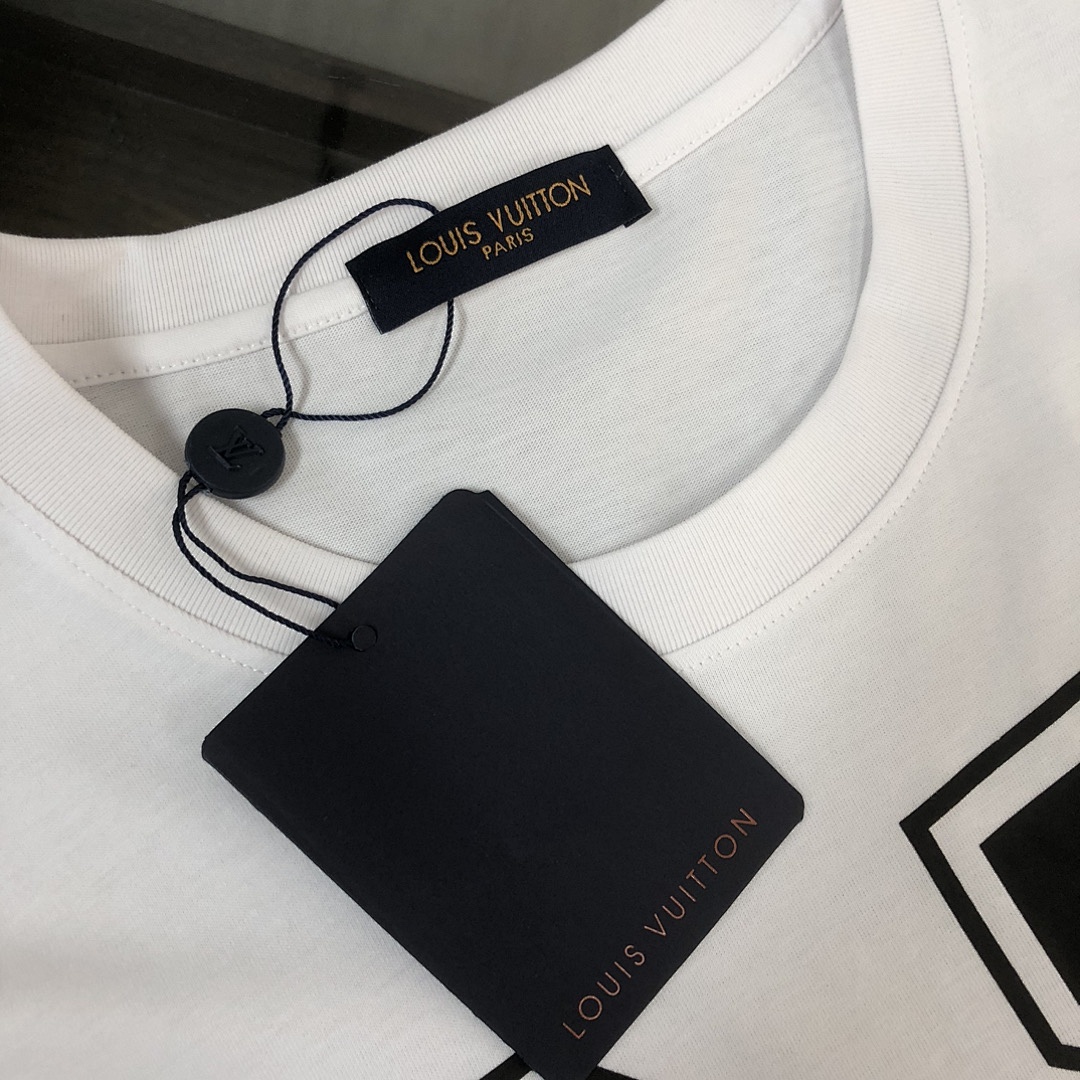 Louis Vuitton T-Shirt Style 007 detail view 4