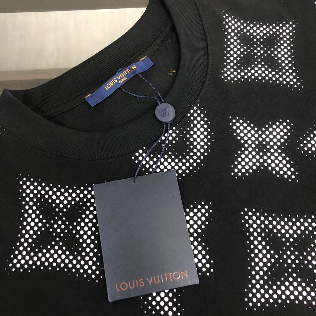 Louis Vuitton T-Shirt Style 010 detail view 7