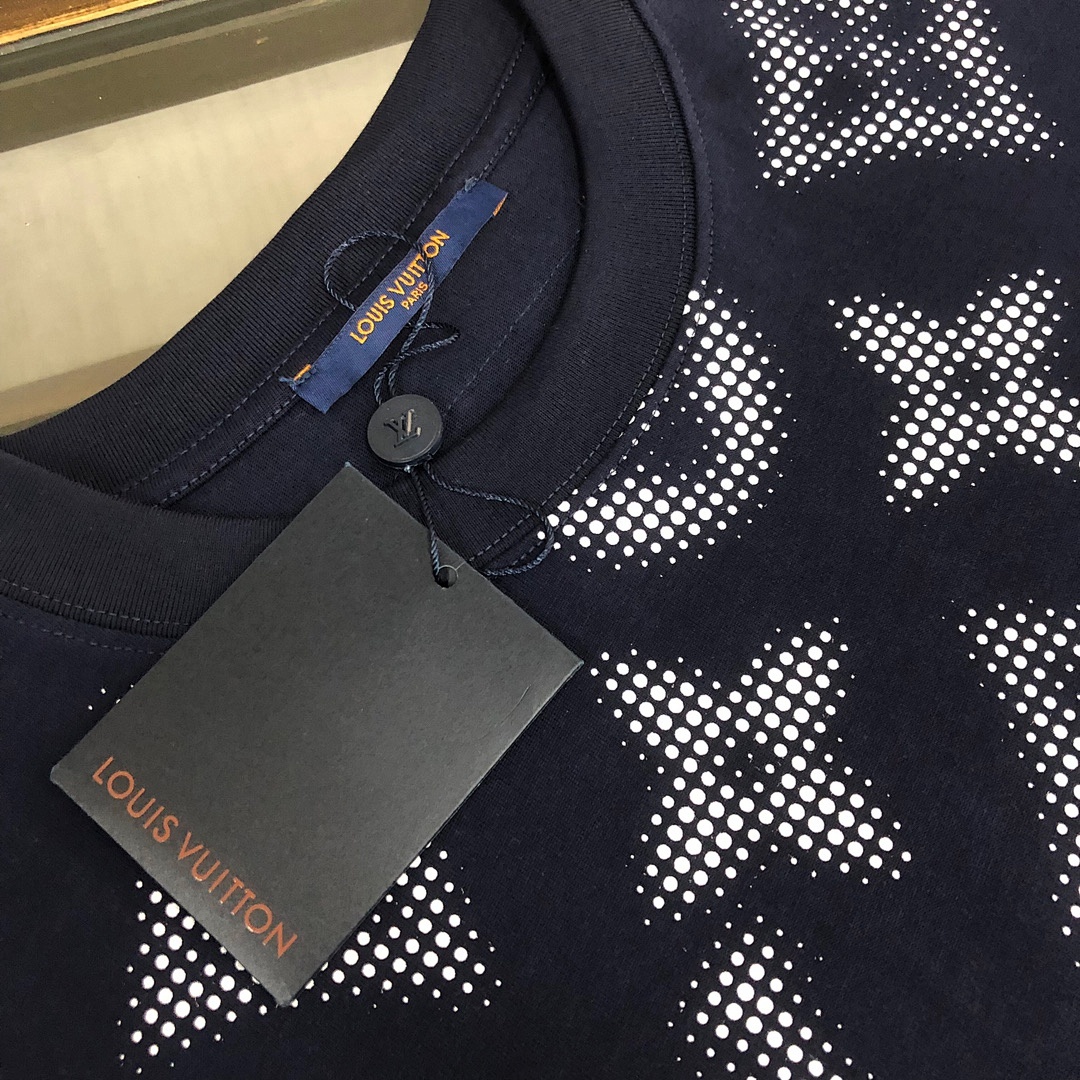 Louis Vuitton T-Shirt Style 012 detail view 4