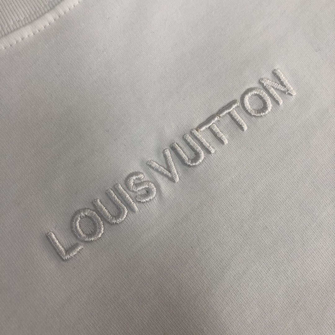 Louis Vuitton T-Shirt Style 014 detail view 1