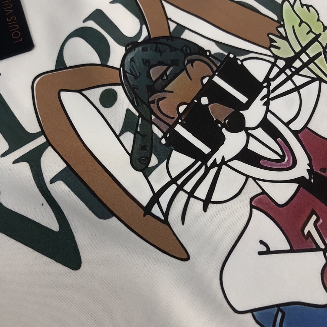Louis Vuitton T-Shirt Style 019 detail view 1