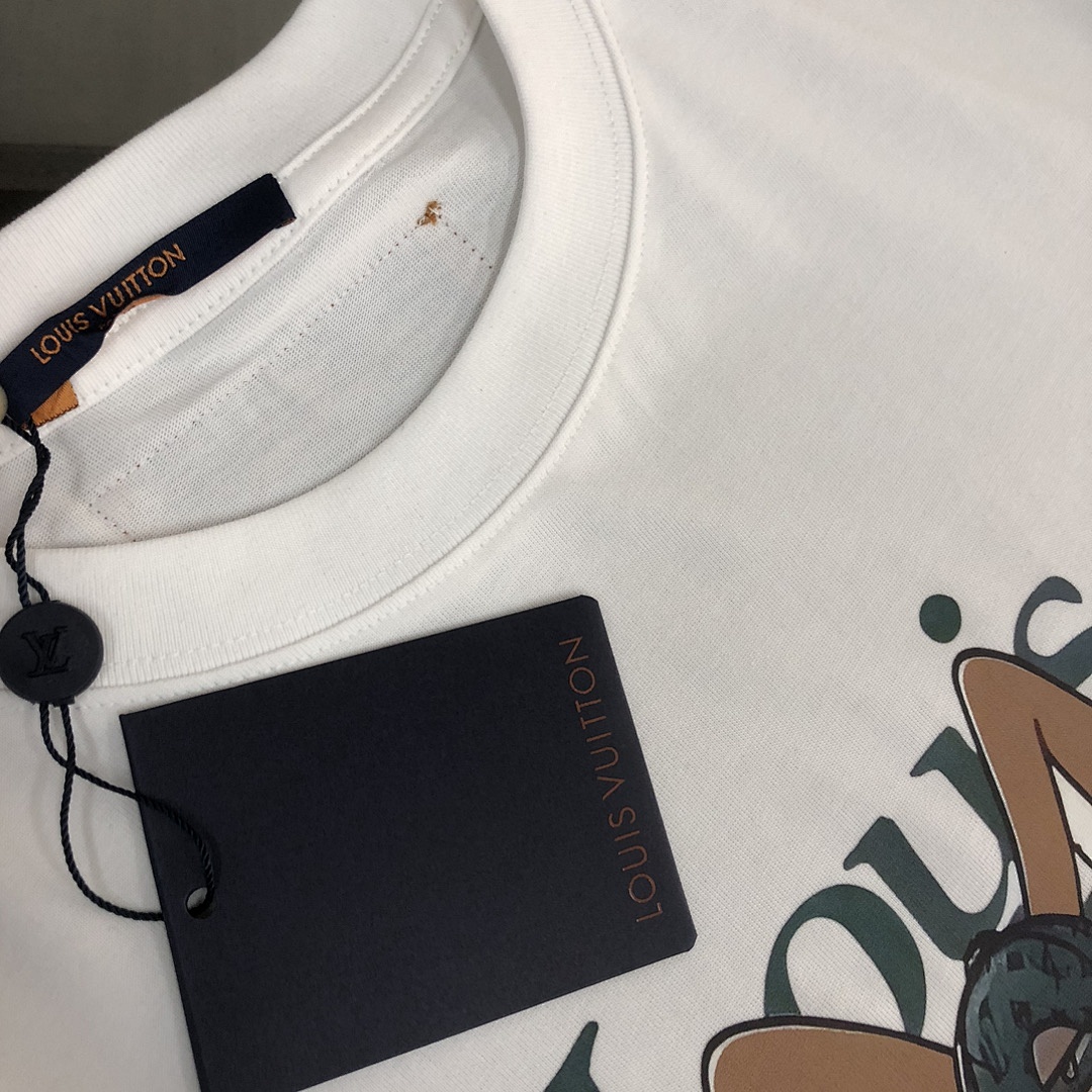 Louis Vuitton T-Shirt Style 019 detail view 2