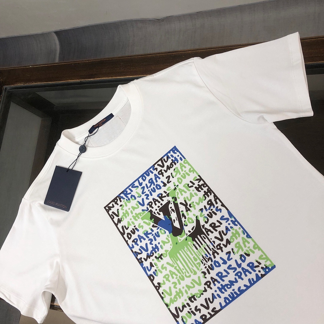 Louis Vuitton T-Shirt Style 022 detail view 6