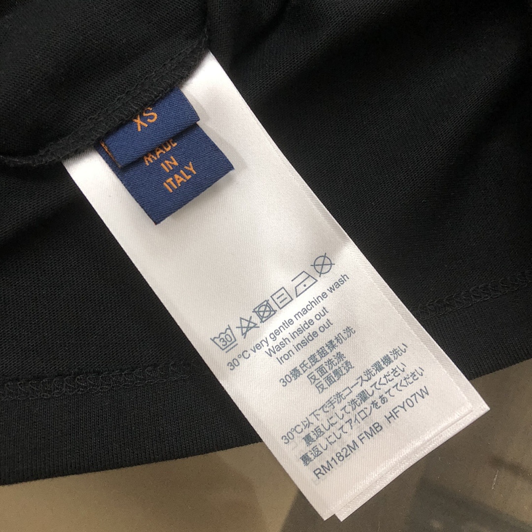 Louis Vuitton T-Shirt Style 023 main view