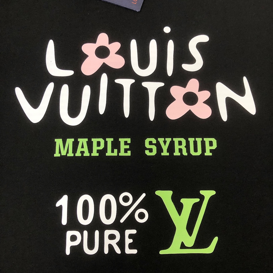 Louis Vuitton T-Shirt Style 023 detail view 2