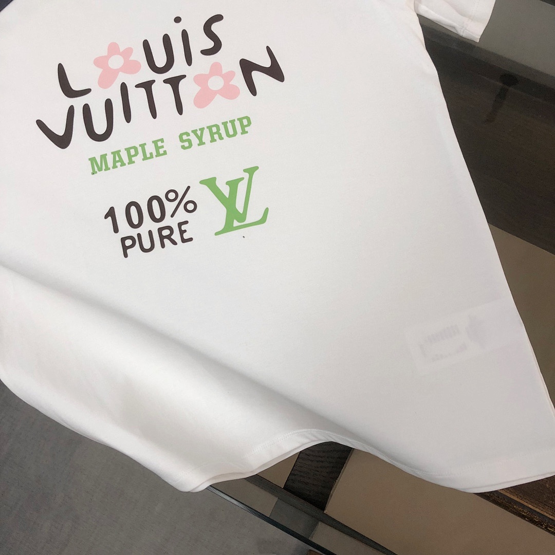 Louis Vuitton T-Shirt Style 024 detail view 6