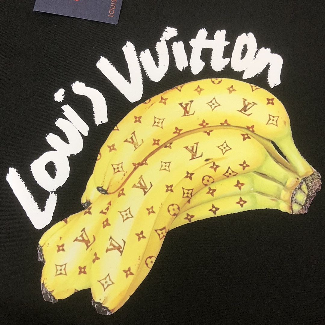 Louis Vuitton T-Shirt Style 025 detail view 1