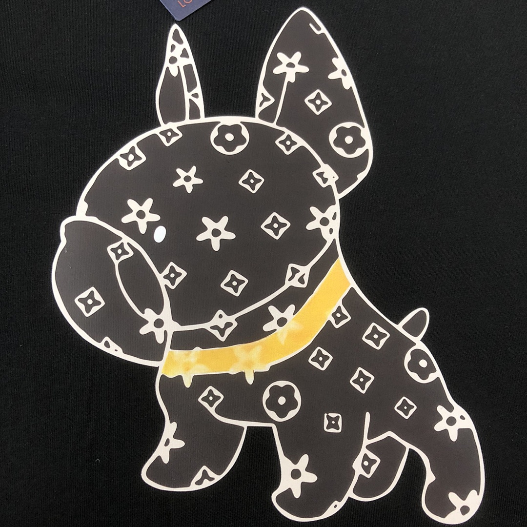 Louis Vuitton T-Shirt Style 027 detail view 2