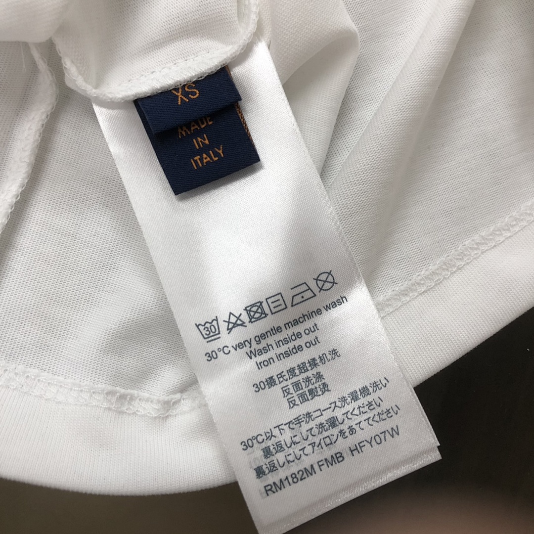 Louis Vuitton T-Shirt Style 028 main view
