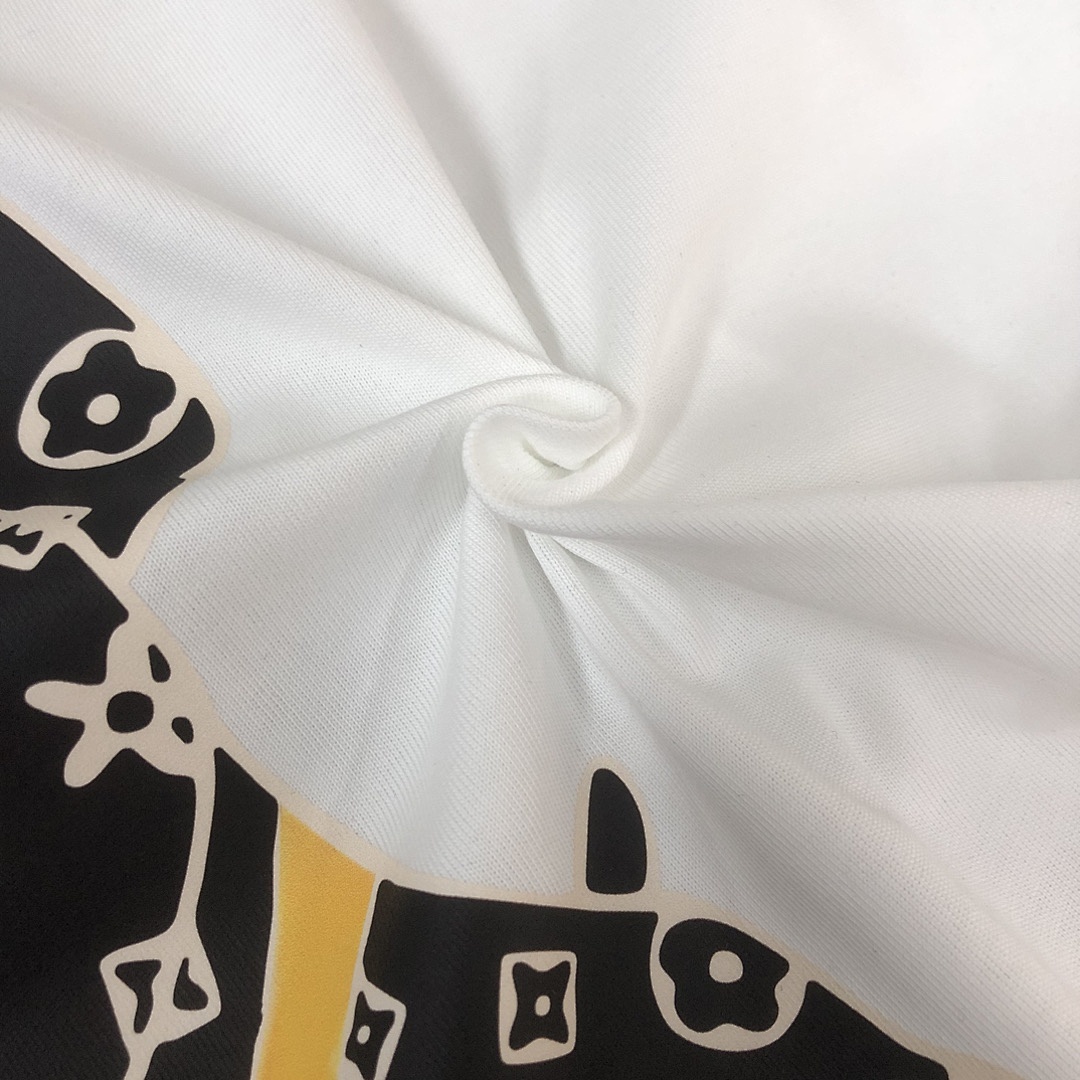 Louis Vuitton T-Shirt Style 028 detail view 1