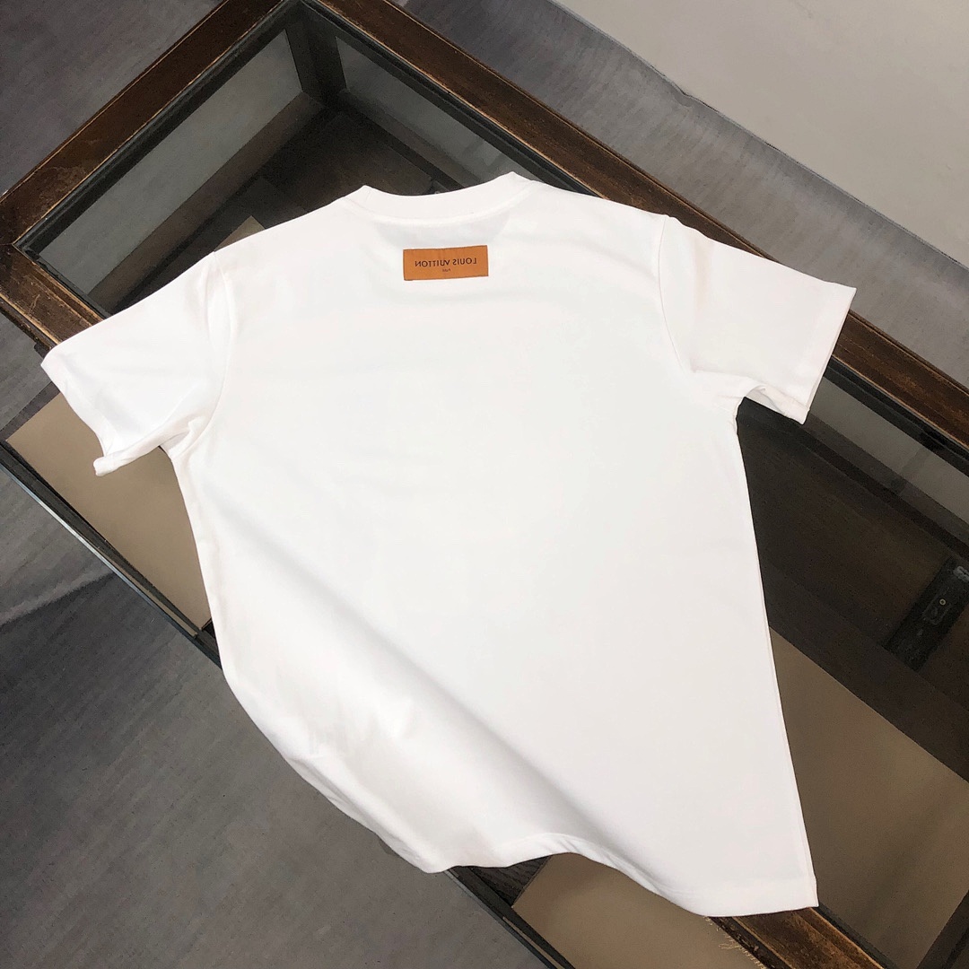 Louis Vuitton T-Shirt Style 028 detail view 5