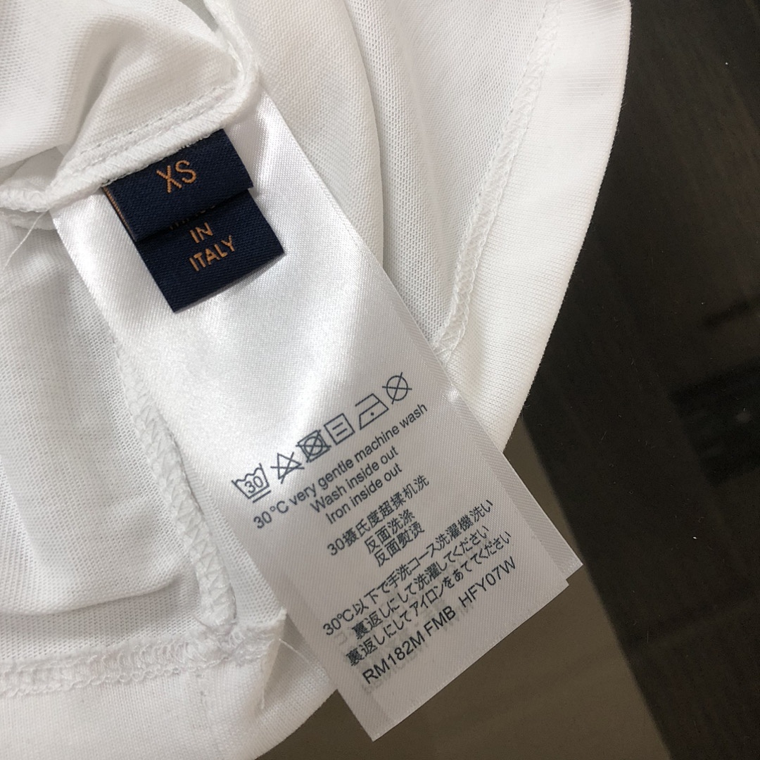 Louis Vuitton T-Shirt Style 030 main view