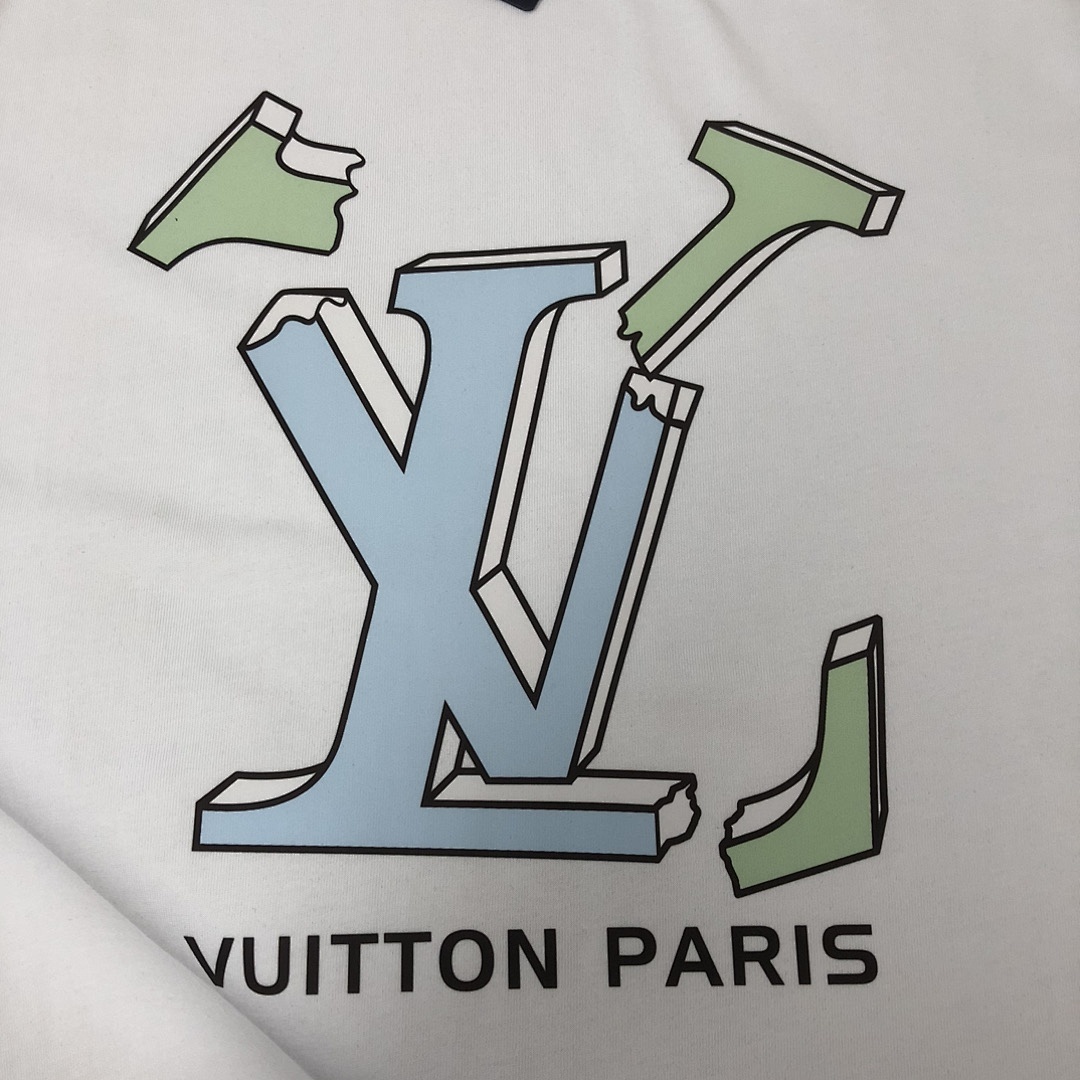Louis Vuitton T-Shirt Style 030 detail view 3