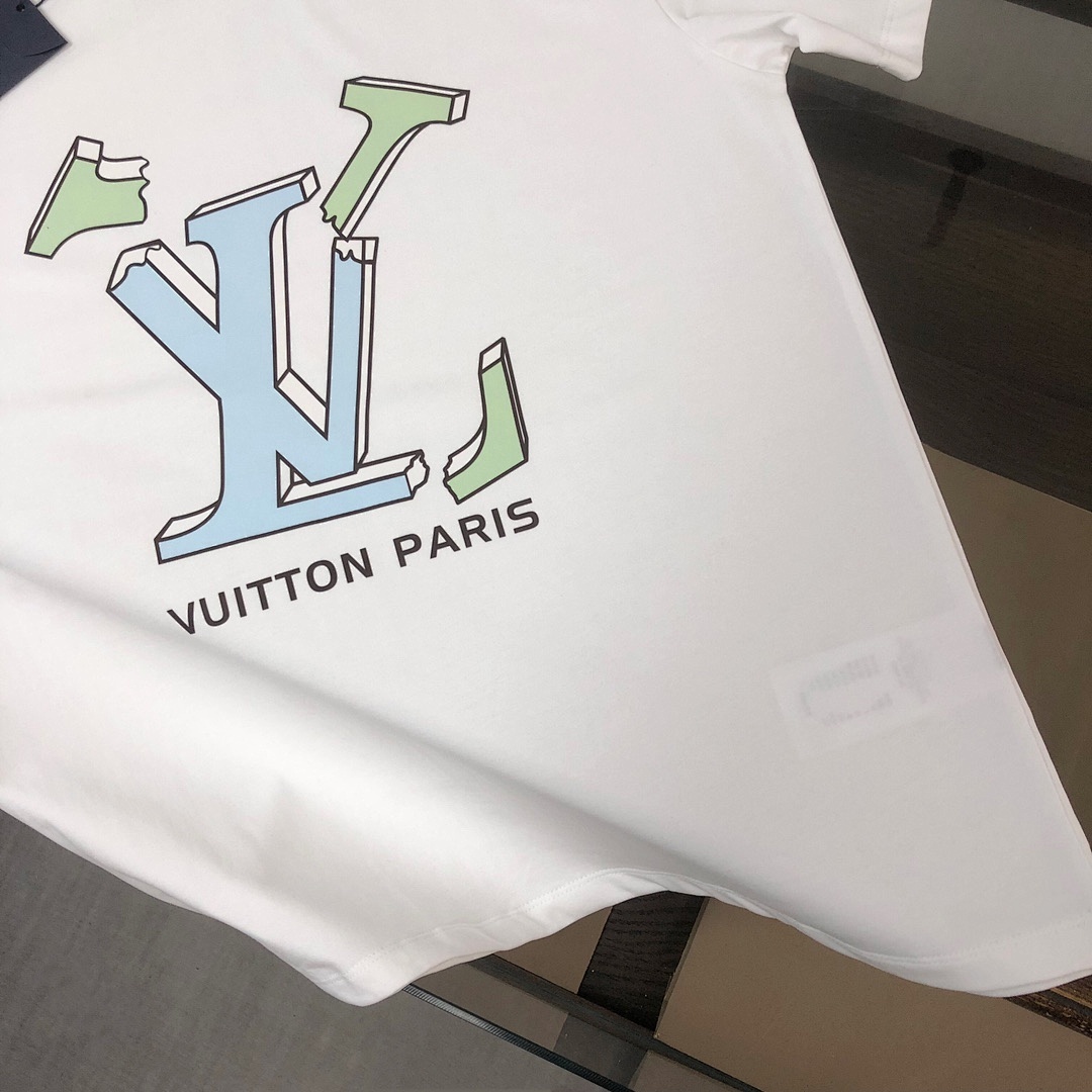 Louis Vuitton T-Shirt Style 030 detail view 6