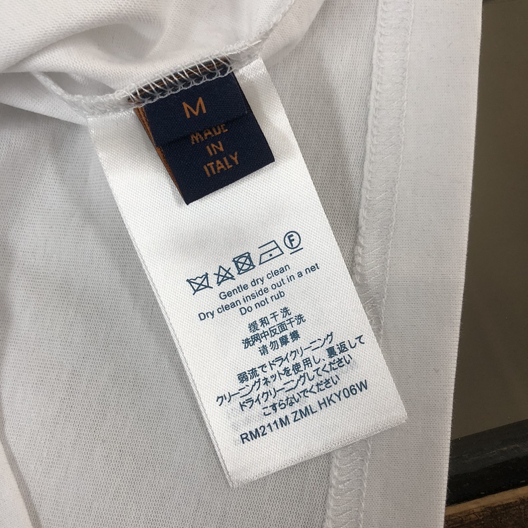 Louis Vuitton T-Shirt Style 032 main view