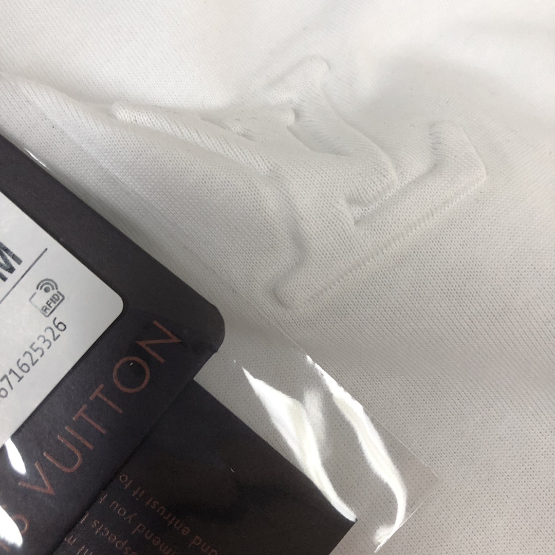 Louis Vuitton T-Shirt Style 032 detail view 5