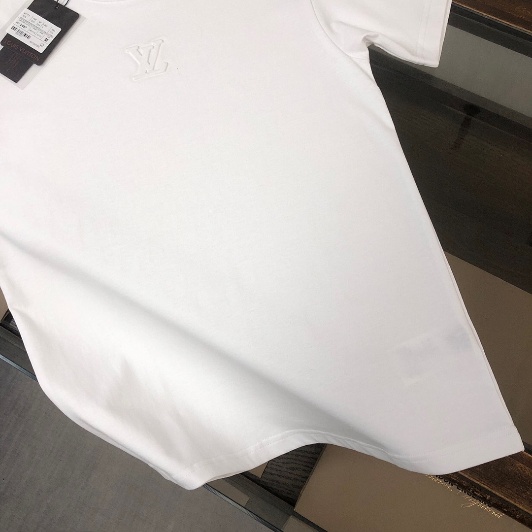 Louis Vuitton T-Shirt Style 032 detail view 7