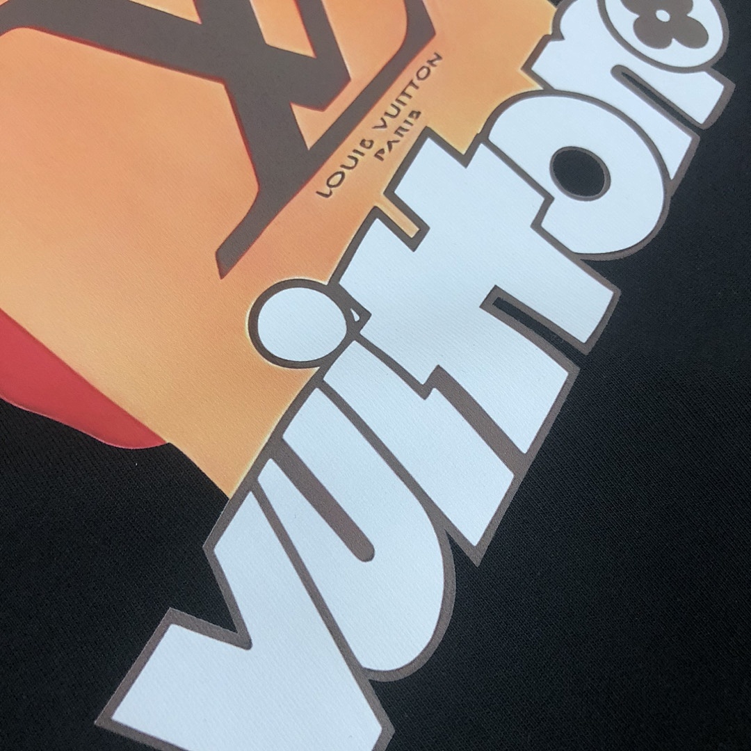 Louis Vuitton T-Shirt Style 035 detail view 1