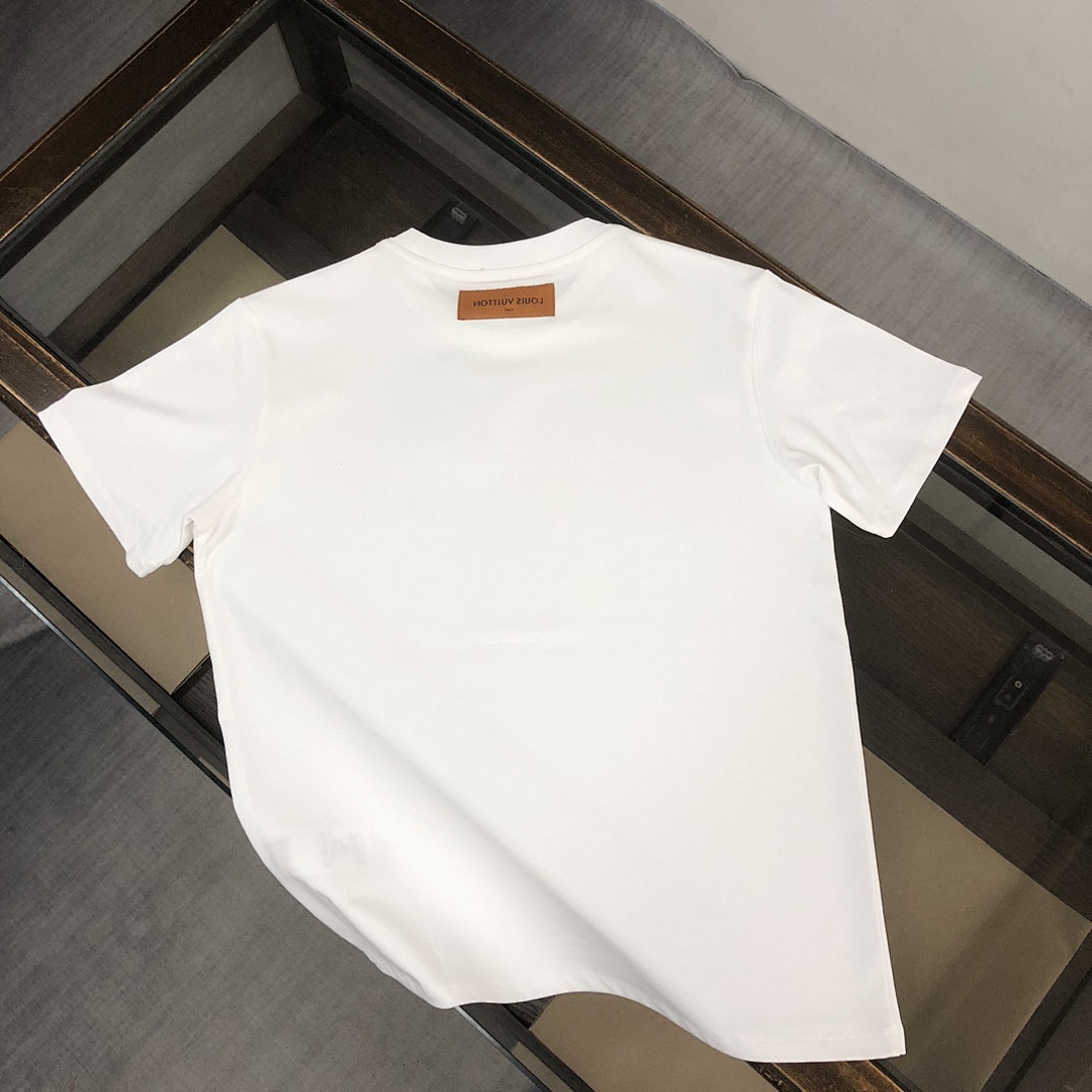 Louis Vuitton T-Shirt Style 038 detail view 5
