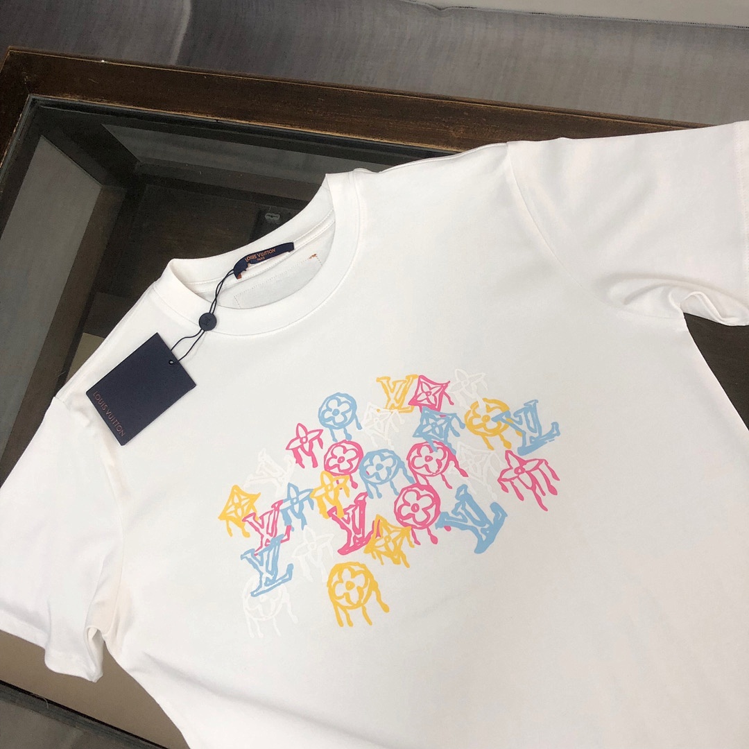 Louis Vuitton T-Shirt Style 038 detail view 7