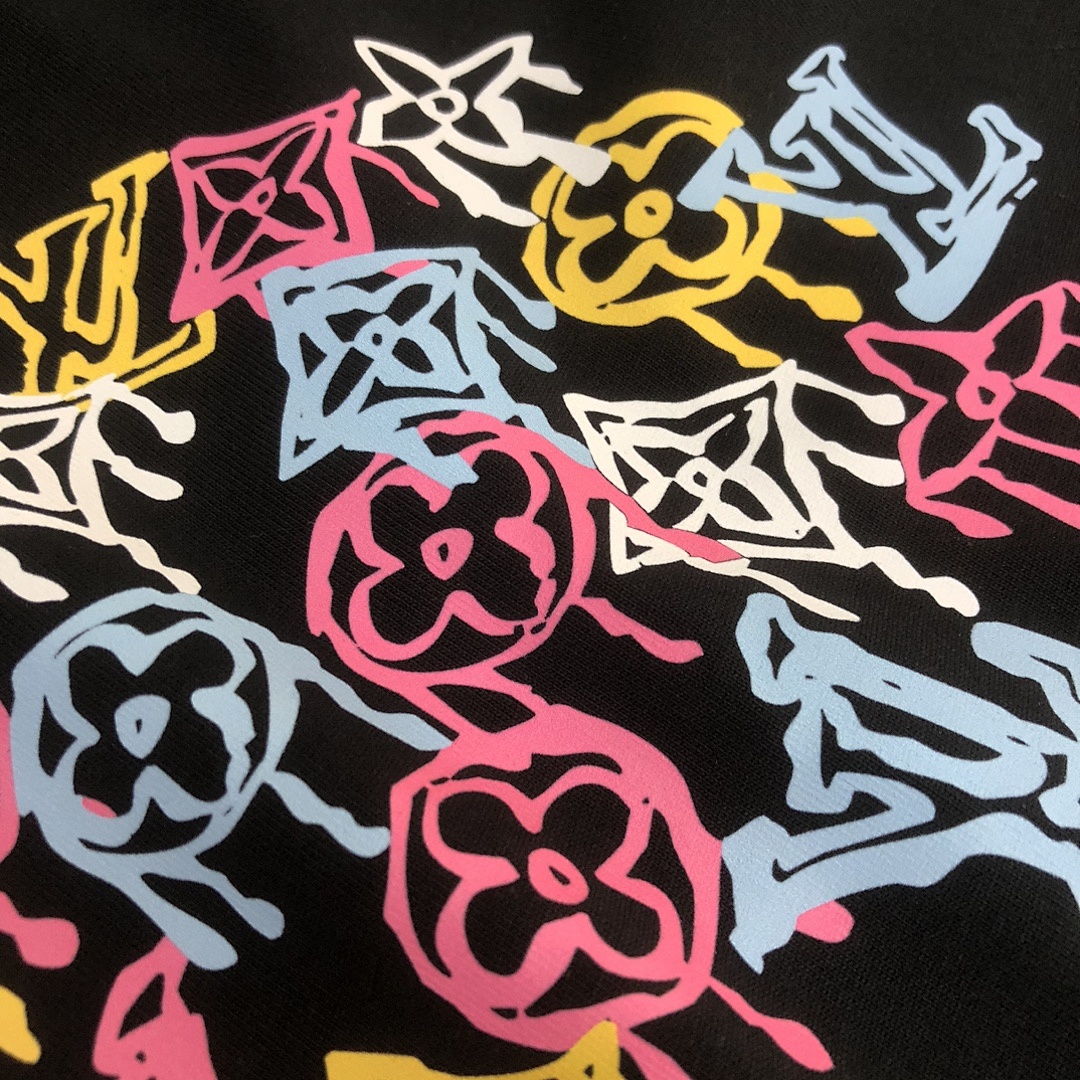 Louis Vuitton T-Shirt Style 039 detail view 1