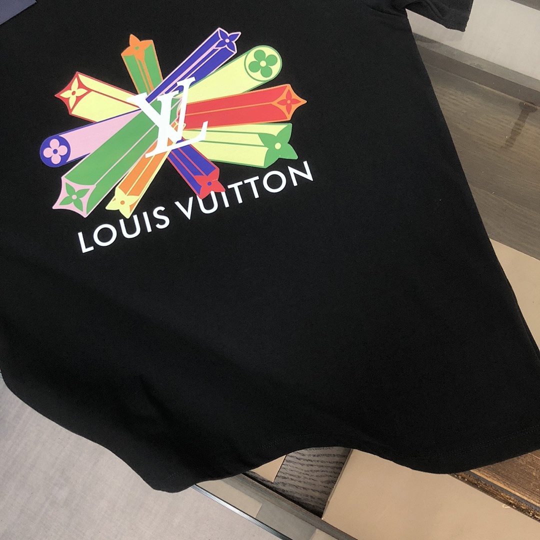Louis Vuitton T-Shirt Style 041 detail view 5