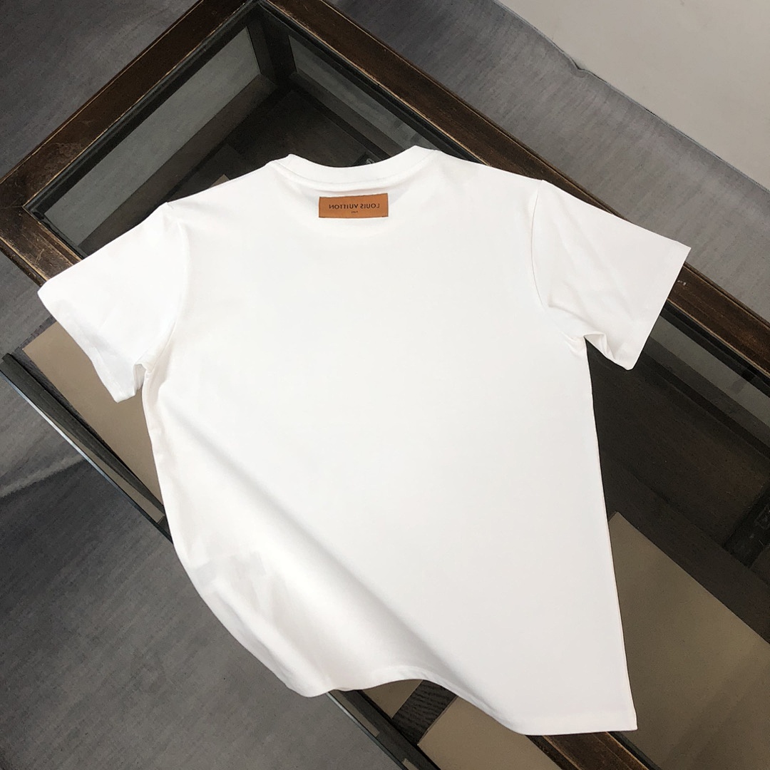 Louis Vuitton T-Shirt Style 046 detail view 6