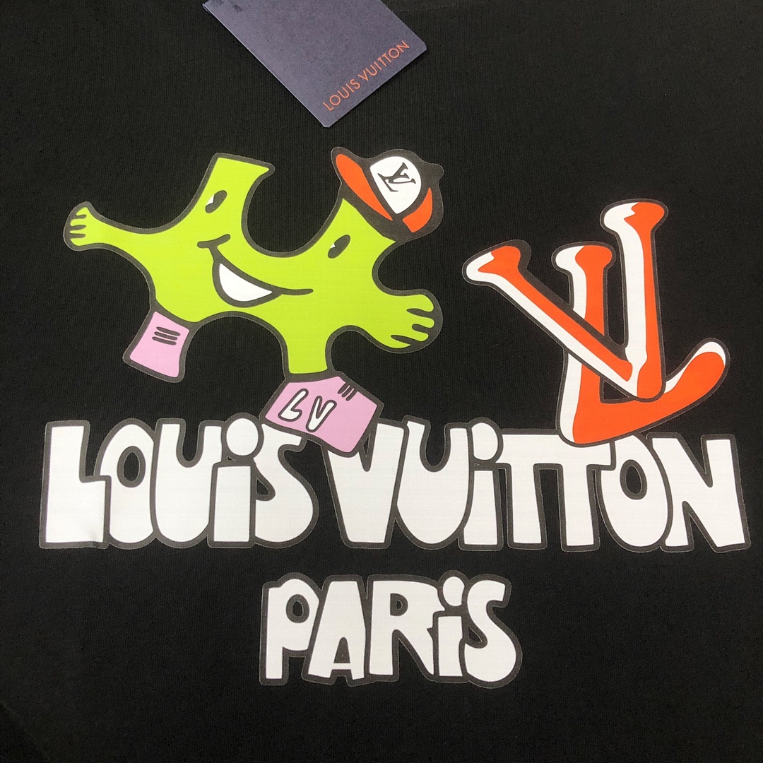 Louis Vuitton T-Shirt Style 047 detail view 2