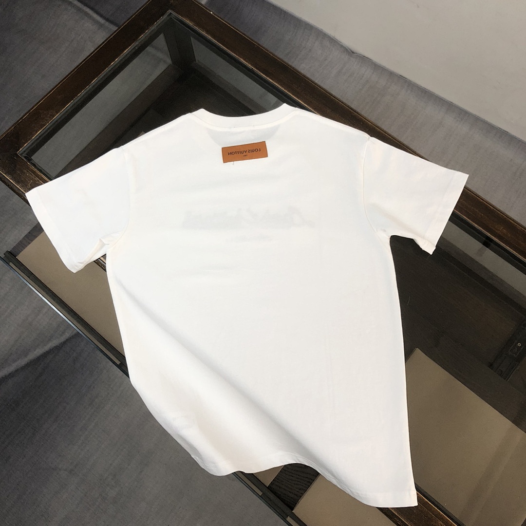 Louis Vuitton T-Shirt Style 053 detail view 5