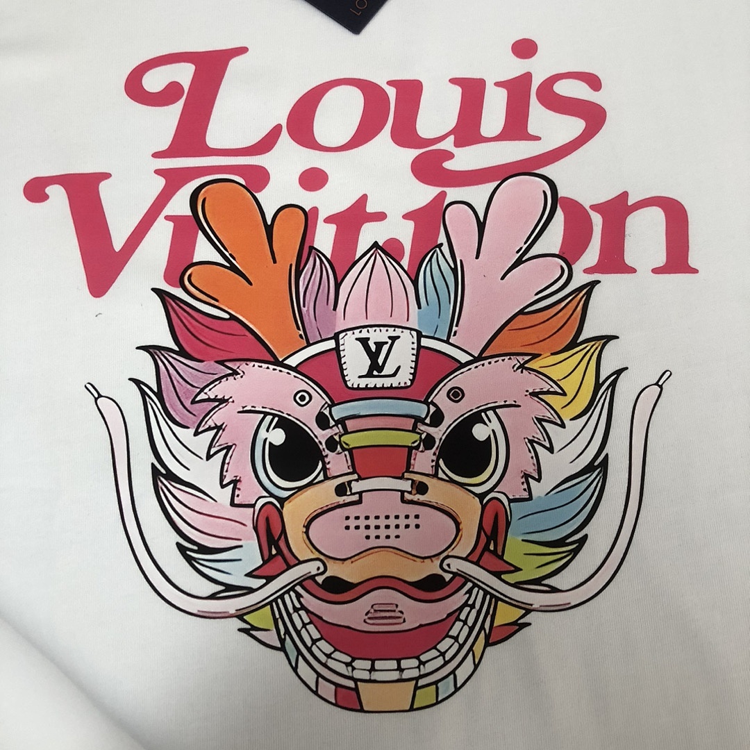Louis Vuitton T-Shirt Style 054 detail view 2