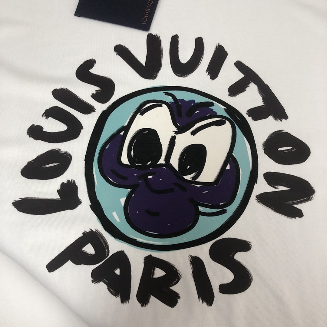 Louis Vuitton T-Shirt Style 057 detail view 3