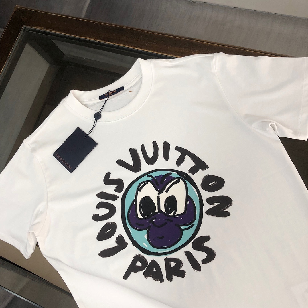 Louis Vuitton T-Shirt Style 057 detail view 7